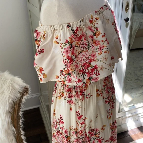 SugarLips Floral Maxi Dress - Picture 5 of 11